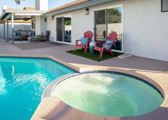 Fairbrook - Chic Design Saltwater Pool With Hot Tub * Mesa