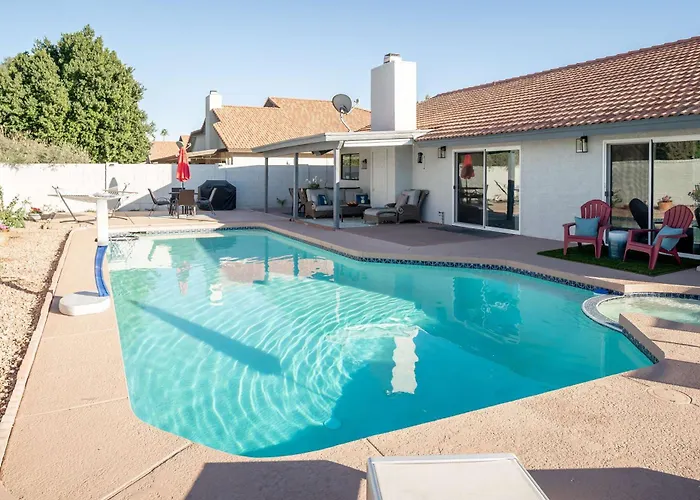 Casa vacanze Fairbrook - Chic Design Saltwater Pool With Hot Tub